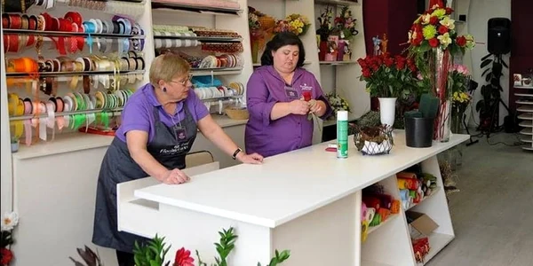 any chira florist foto arhiva personala