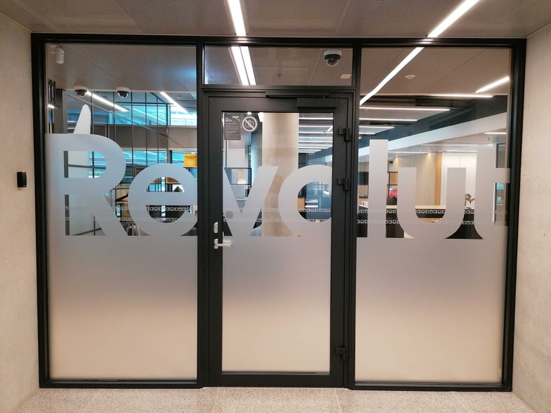 Profit record pentru Revolut, după ce a adăugat 12 milioane de noi clienți în portofoliul său