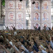 Protest anti Israel  Teheran  pe fundalul potretelor cu iranieni asasinați FOTO Profimedia jpg