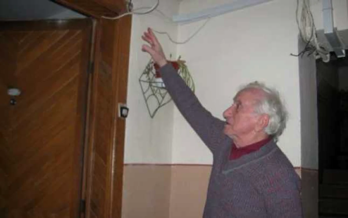 Nicolae Dragoş, pensionar jefuit de un "depanator" TV