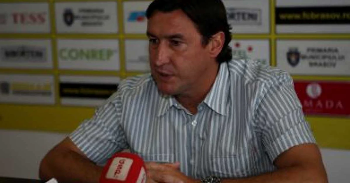 Braşov: Viorel Moldovan, deranjat de prestaţia modestă a „tricolorilor“