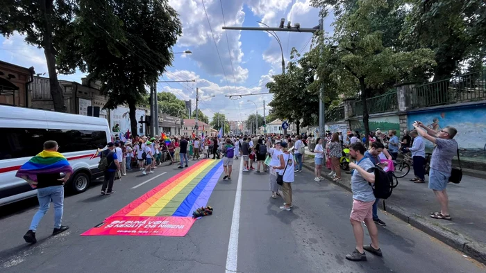 La Chișinău a avut loc marșul Pride, eveniment neautorizat de Primărie. FOTO: Protv.md