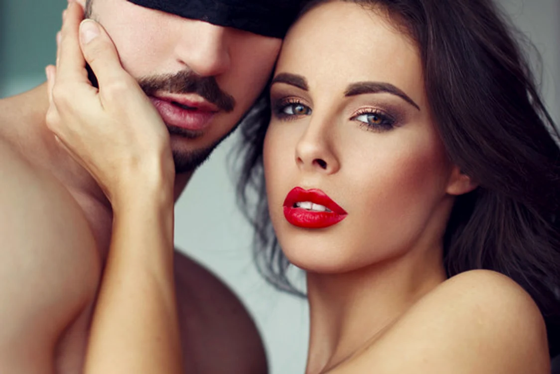 
    Nevâzând nimic, reprezentanţii sexului puternic nu mai au control asupra a ceea ce se întâmplă şi asta este foarte excitant pentru eifoto: 123RF  