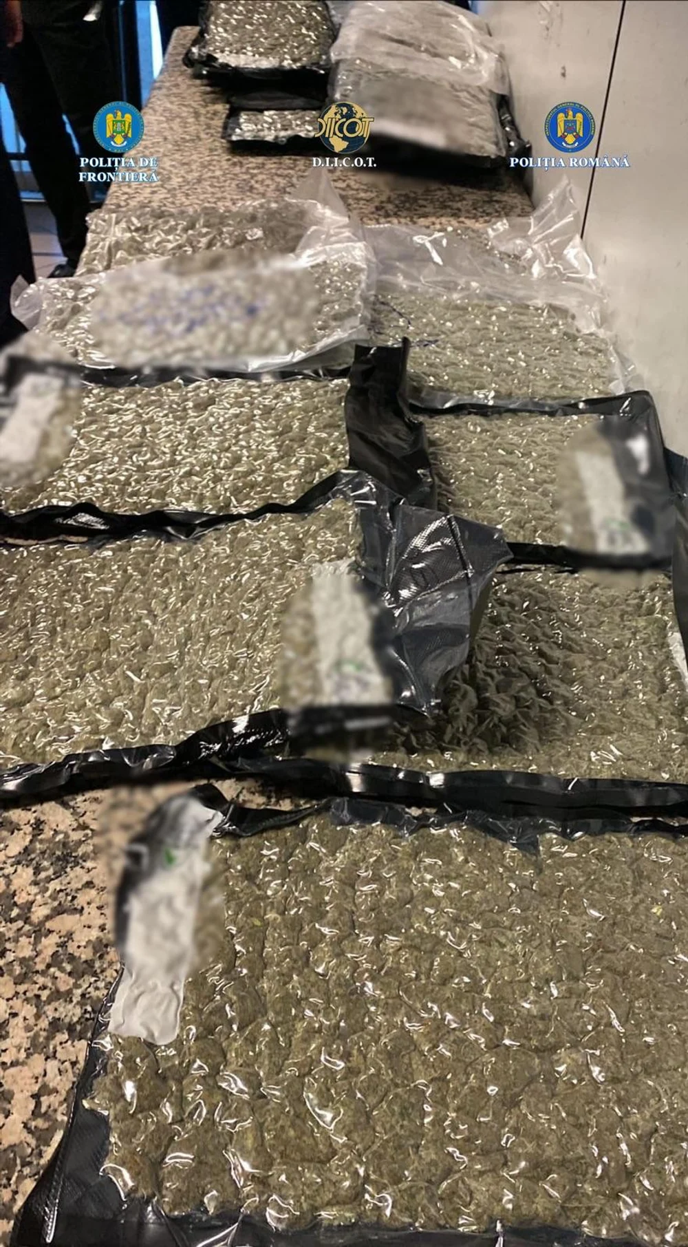 Albanez reținut după ce a fost prins cu 22 de kilograme de canabis pe Aeroportul Otopeni. Unde le ținea