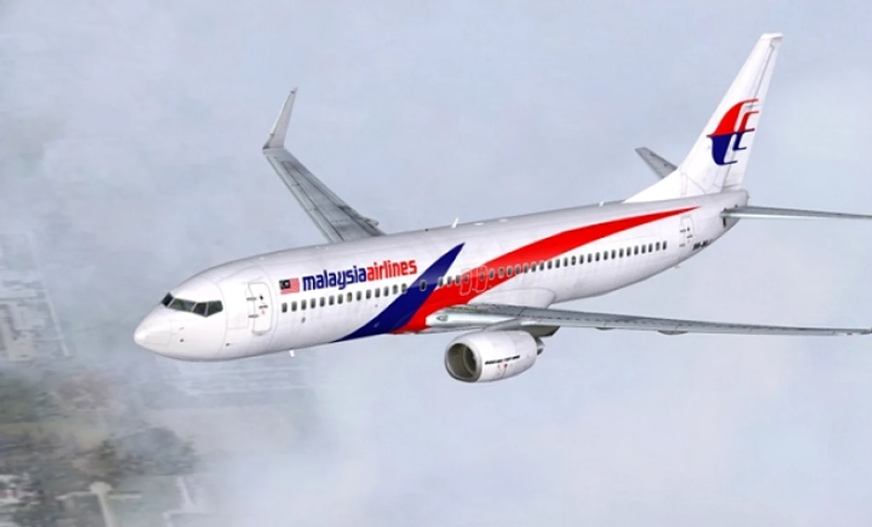 
    Din fericire, nu se aflau români în avionul prăbuşit în Ucraina  