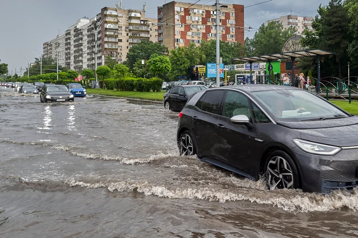 Mai multe zone din București sunt predispuse inundațiilor. FOTO: Shutterstock
