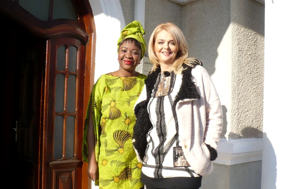 
    Iuliana Marciuc si Mbela Nzuzi  