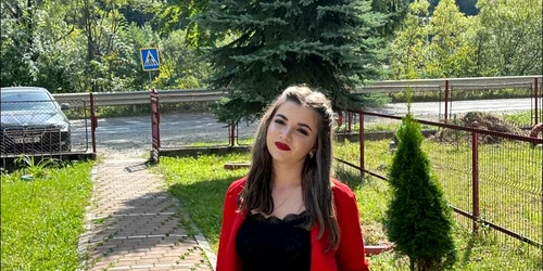 Ioana Pavăl  fb jpg