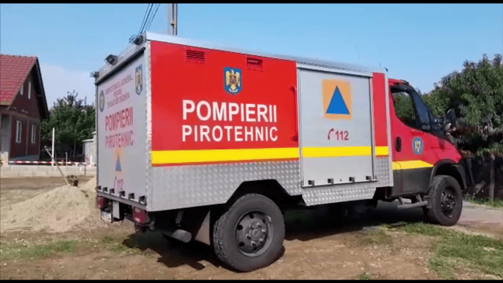 Evacuare de urgenţă. Arsenal funcțional din Al Doilea Război Mondial, îngropat în curtea unui localnic VIDEO