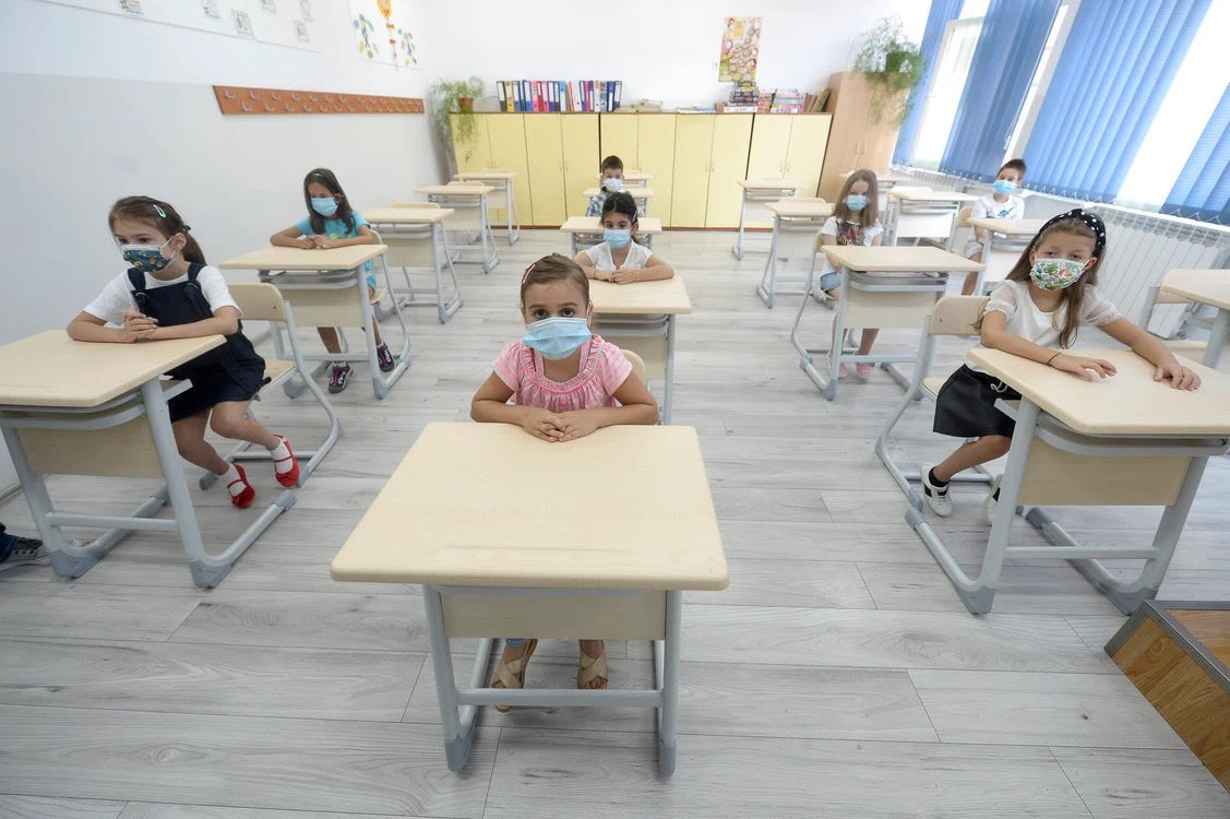 
    Gheorghe Fron este primarul comunei Cornu Luncii (Suceava)   