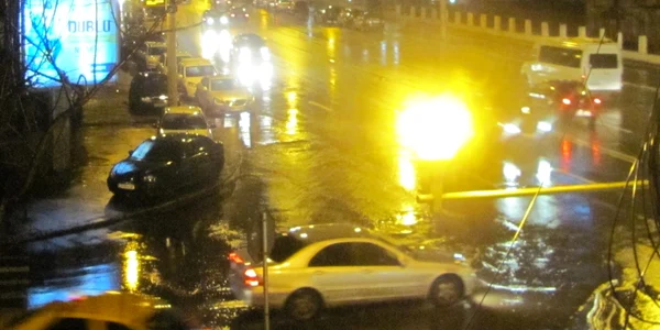 La Constanţa plouă cu tunete şi fulgere în ianuarie Foto Sînziana Ionescu