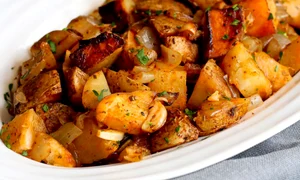cartofi pe gratar cu rozmarin si boia jpeg