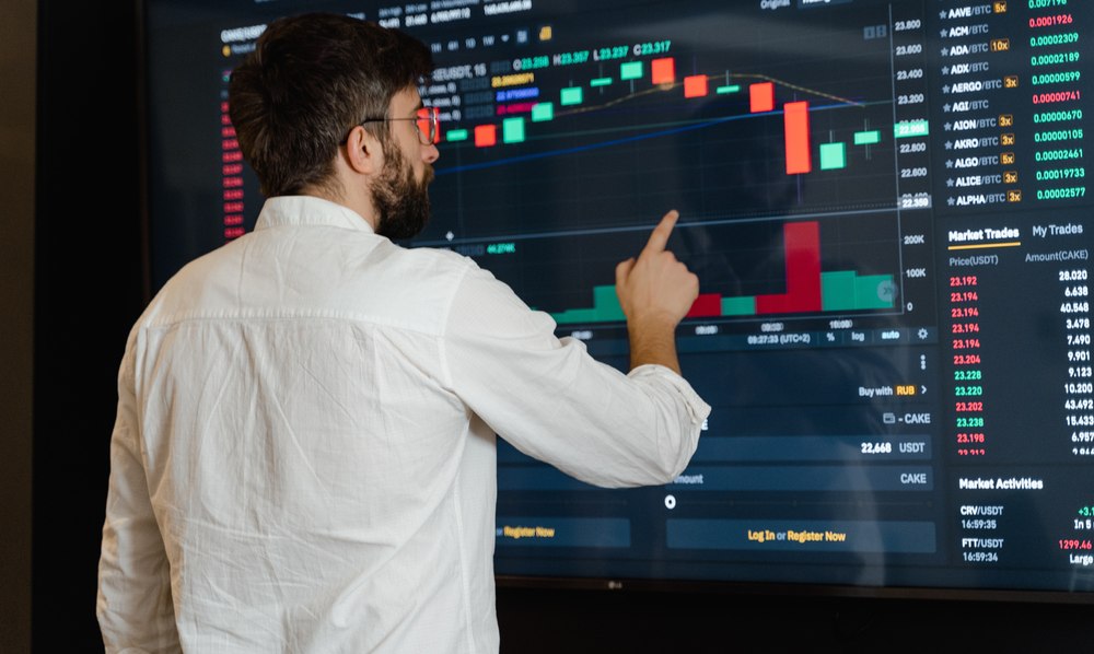 De ce economia României încetinește, iar industria e în picaj. Sectoarele unde încă mai sunt câteva oportunități