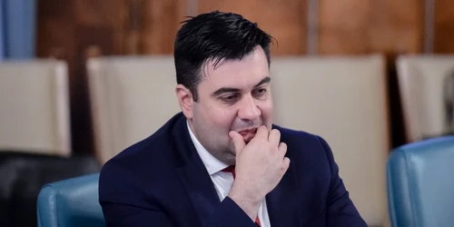 ministrul transporturilor razvan cuc jpeg