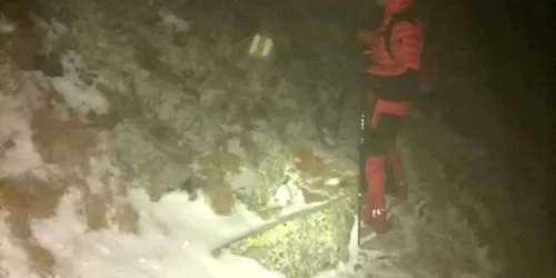 salvamontisti in cautarea unor turisti