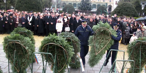 Depunerile de coroane vor avea loc joi, de la ora 13.00/foto: Arhiva