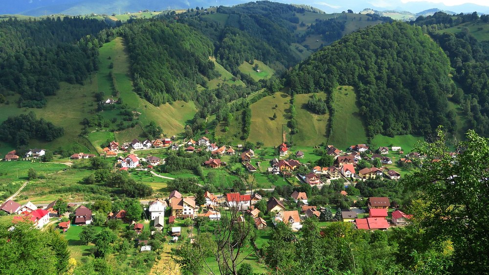 Povestea satelor turistice din România anilor '70. Cum erau instruiți românii să își primească oaspeții
