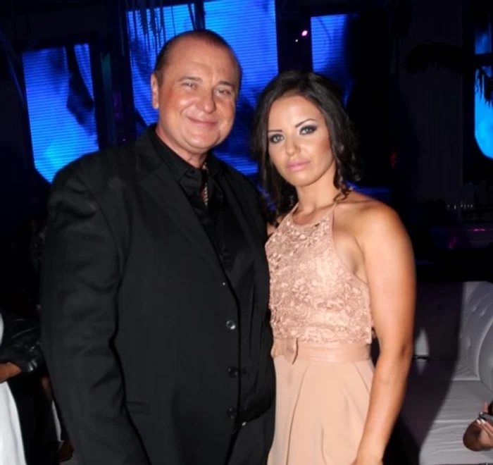 Iubita lui Nick Rădoi, Mădălina, se ocupă de masa festivă