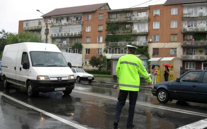 Târgu-Jiu: O sută de şoferi au fost amendaţi în ultimele 24 de ore
