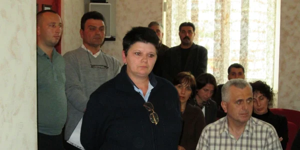  Poliţiştii locali ameninţă cu greva foamei