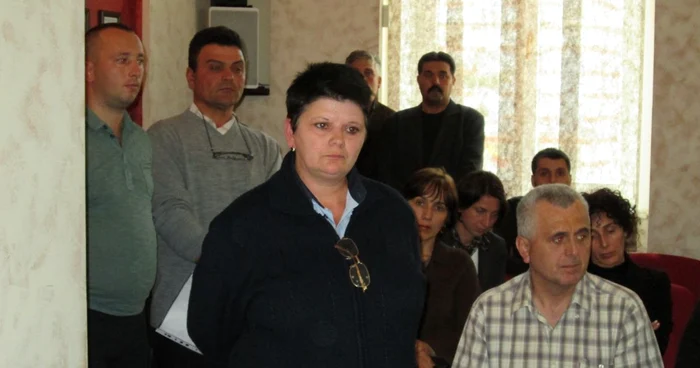 Poliţiştii şi-au cerut drepturile şi în ultima şedinţă a Consiliului Local. Foto Adevărul