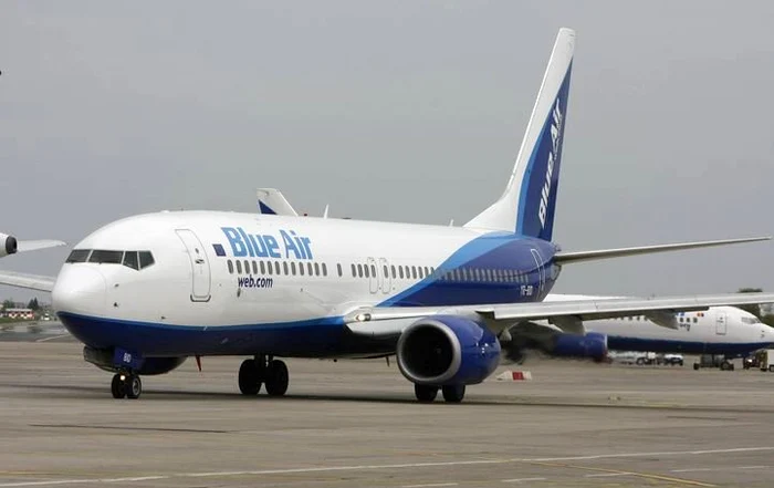 
    Aeronava a aterizat cu bine la București  