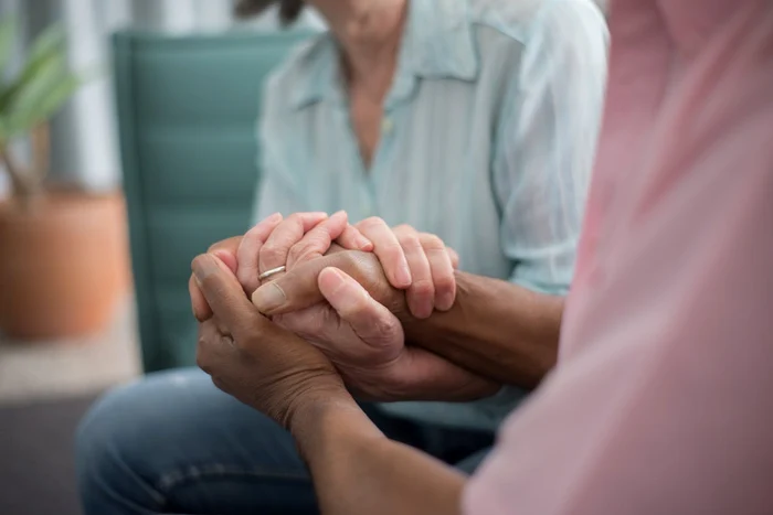Cum au reușit două cupluri să rămână împreună 70 de ani / foto: Pexels.com