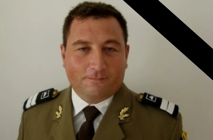 Plutonierul Sebastian Șerban a murit călcat de tanc