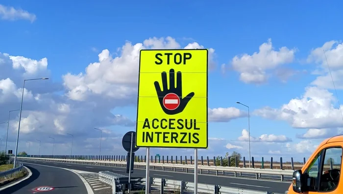 panouri pe autostrada png