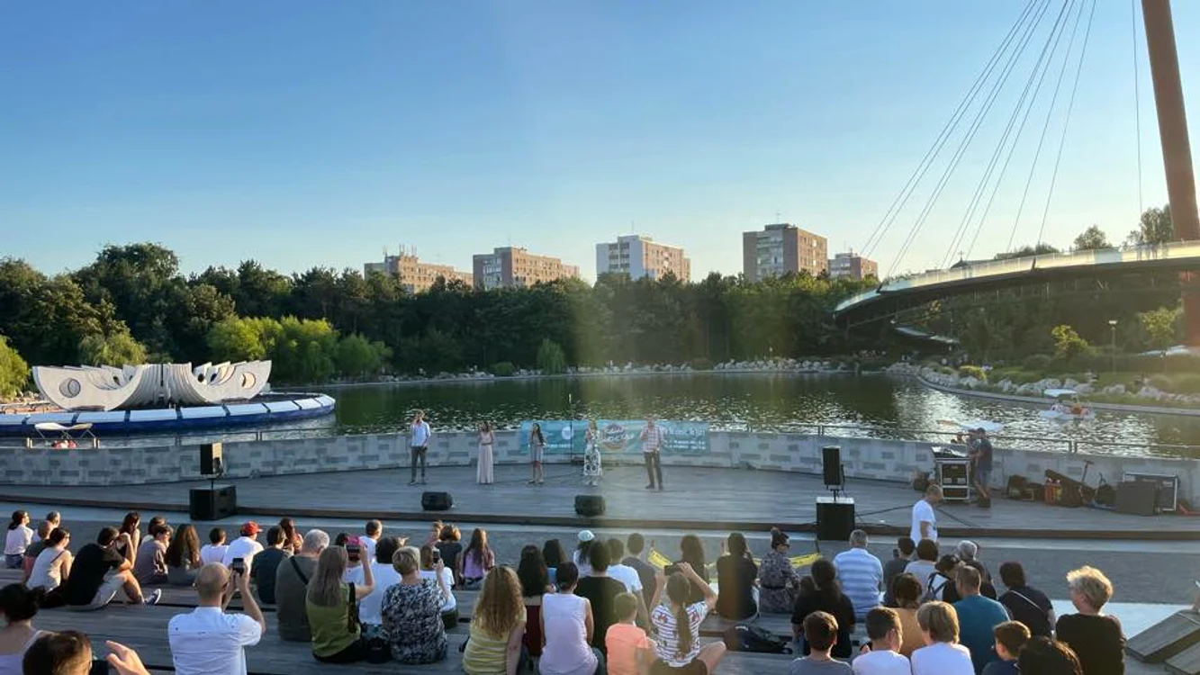 
     Festivalul ”Salut Cultura” are loc în weekend, în Parcul Drumul Taberei  