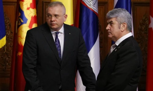 botos si oprea jpeg