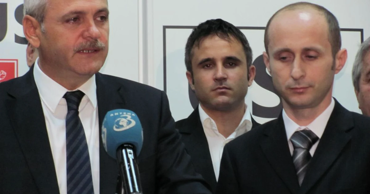 Adrian Gâdea (dreapta) este propunerea USL pentru şefia Consiliului Judeţean Teleorman FOTO Mediafax