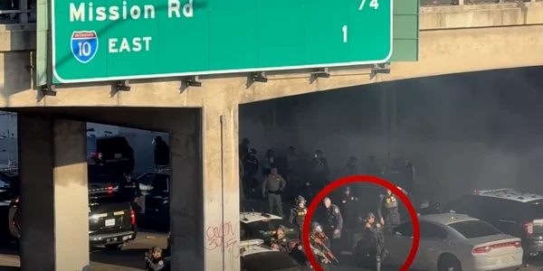 politist proteste los angeles, captura video jpg