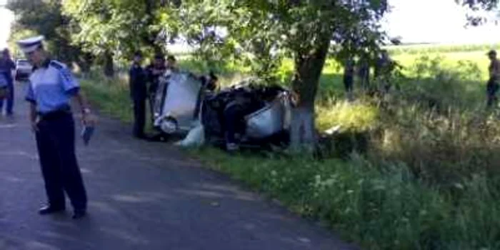 Botoşani: Grav accident la ieşirea din localitatea Roma (UPDATE)