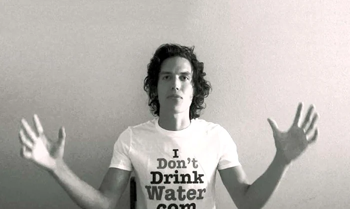 
    Tânărul Peter Filak (26 de ani) a dat pe gât ultima înghiţitură pe 5 mai 2012  