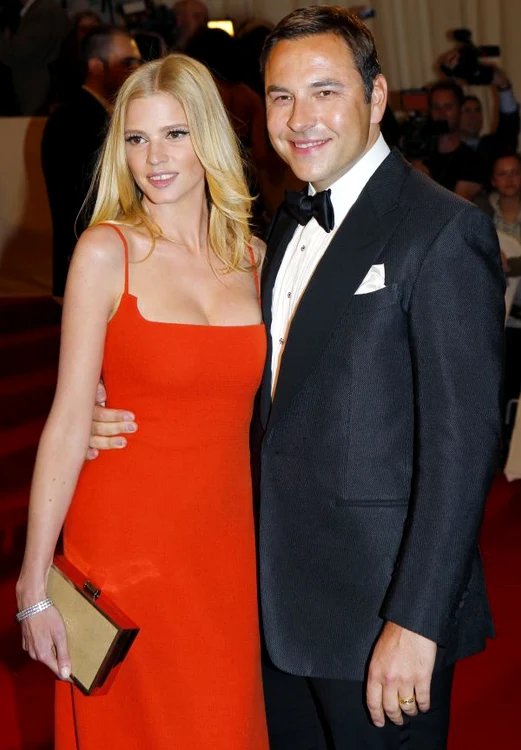 
    Lara Stone şi soţul ei David Walliams  