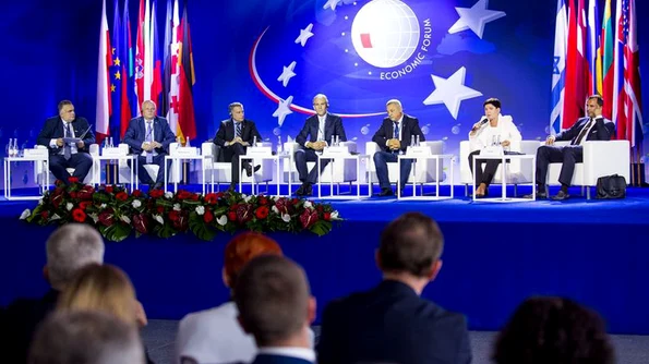 Forumul Economic de la Krynica: cum se construieşte viitorul Europei în Carpaţi jpeg