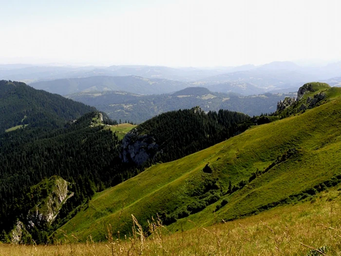 Prognoza meteo la munte în weekend ne spune că vremea este perfectă pentru relaxare sau drumețiifoto: Click!