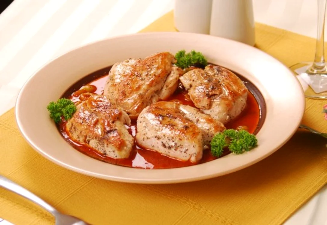 
    Ostropelul de pui nu este o mancare greu de preparat si este un deliciuclickpoftabuna.ro  