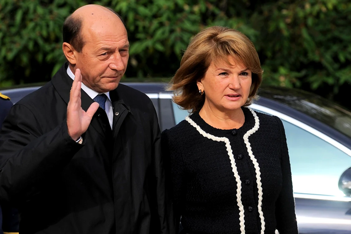 Maria și Traian Băsescu s-au căsătorit în anul 1975