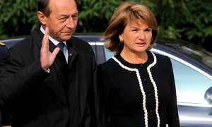 Maria și Traian Băsescu s au căsătorit în anul 1975 jpeg