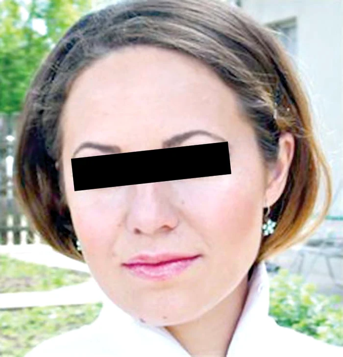 Adriana şi Mihai s-au afişat împreună în urmă cu aproape două săptămâni. Noul iubit se mutase deja la Adriana şi ieşeau împreună la cumpărături