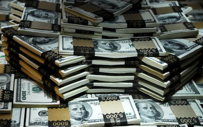 
    Ghanezii se umplu de bani  