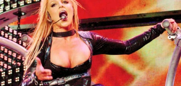 Britney Spears, „prea vulgară“ pentru părinţii americani 