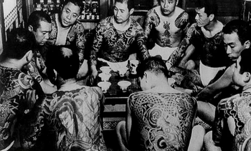 FOTO Imagini inedite cu membrii Yakuza, temuta mafie japoneză jpeg
