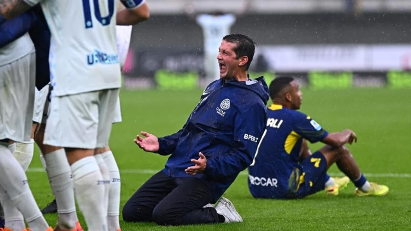 Alunecarea făcută de Chivu după victoria in extremis cu Verona  FOTO Captură