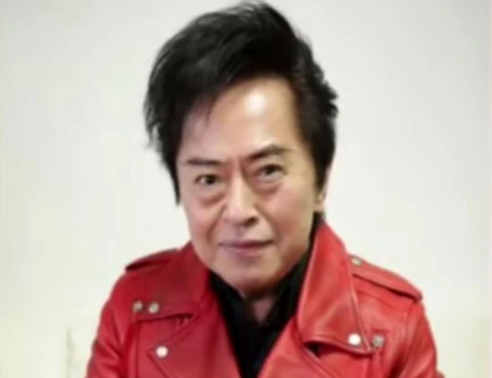 Artistul japonez Ichiro Mizuki.