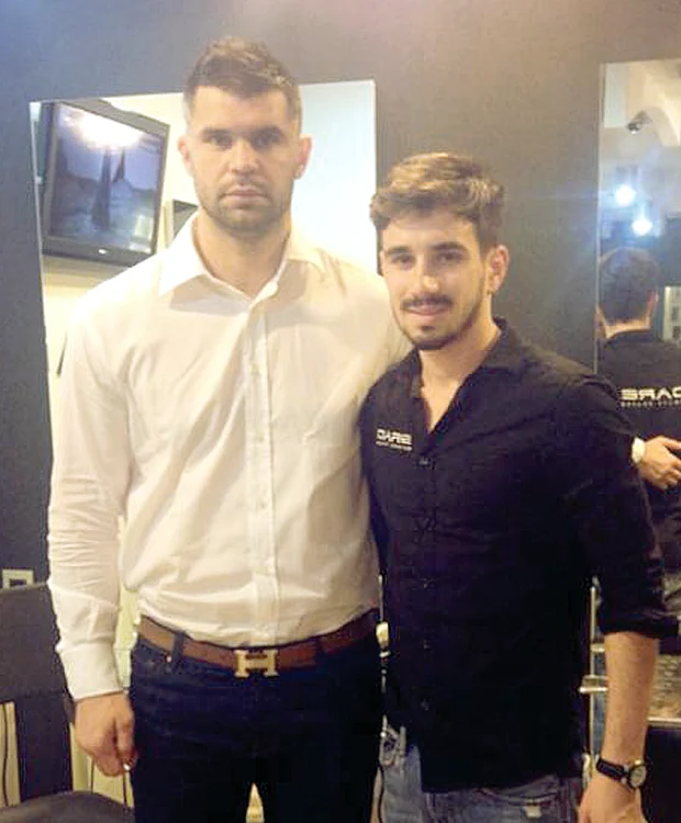 Graţian are grijă lunar de freza  lui Connect-R