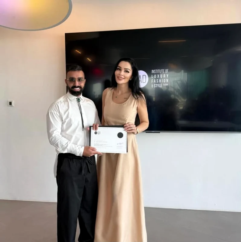 Brigitte Pastramă a terminat Fashion Institute Dubai foto: Instagram 