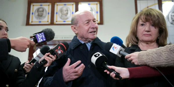 basescu vot inquam jpg